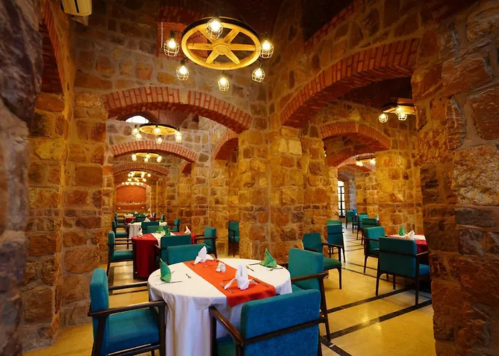 Utopia Club Hotel