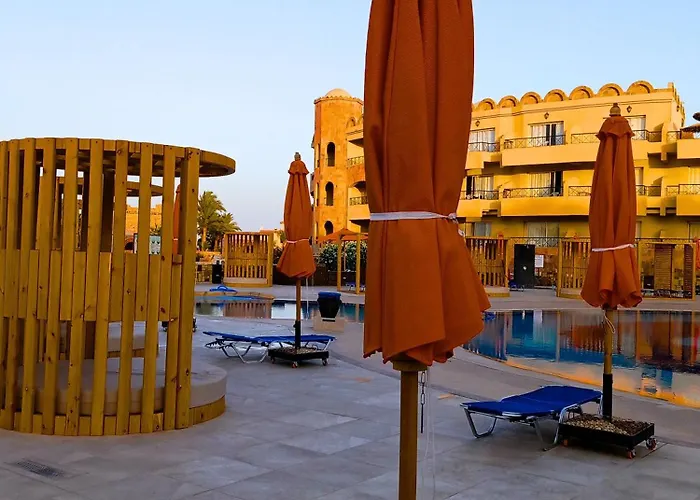 Utopia Club Hotel